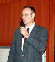 Dr. Kucsera István